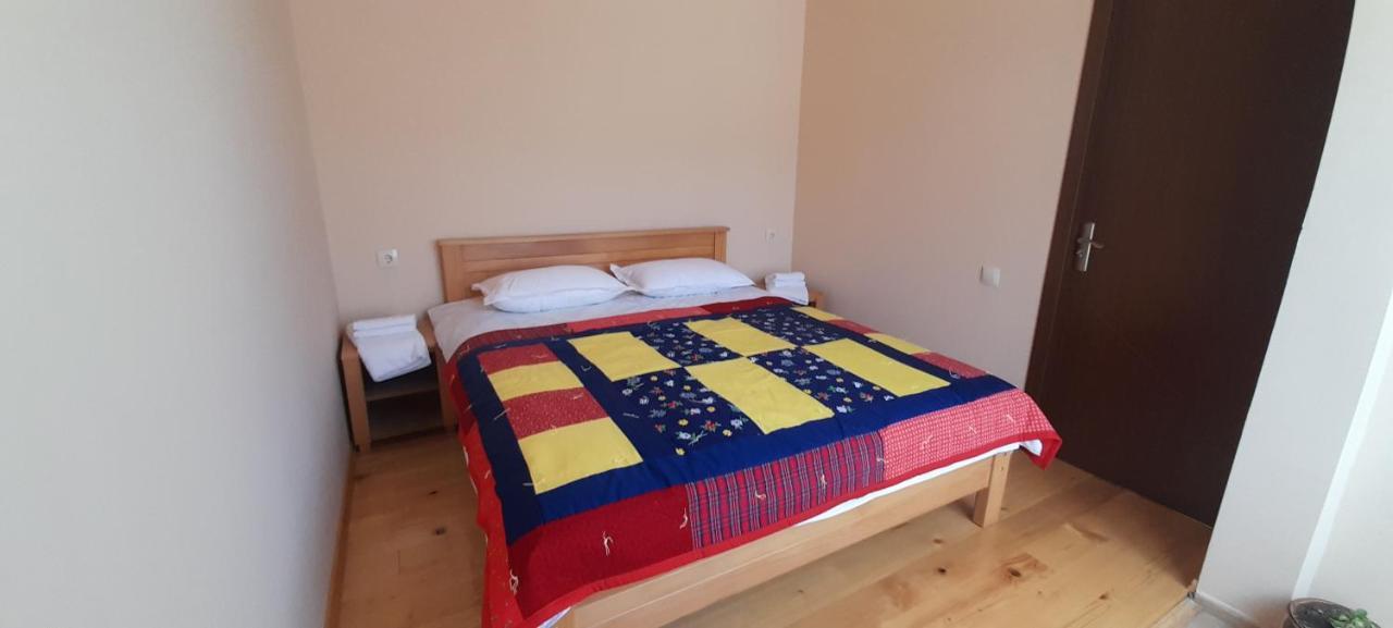 Guest House Lekhtagi Μέστια Εξωτερικό φωτογραφία