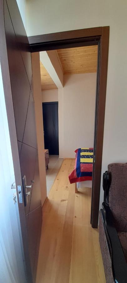 Guest House Lekhtagi Μέστια Εξωτερικό φωτογραφία