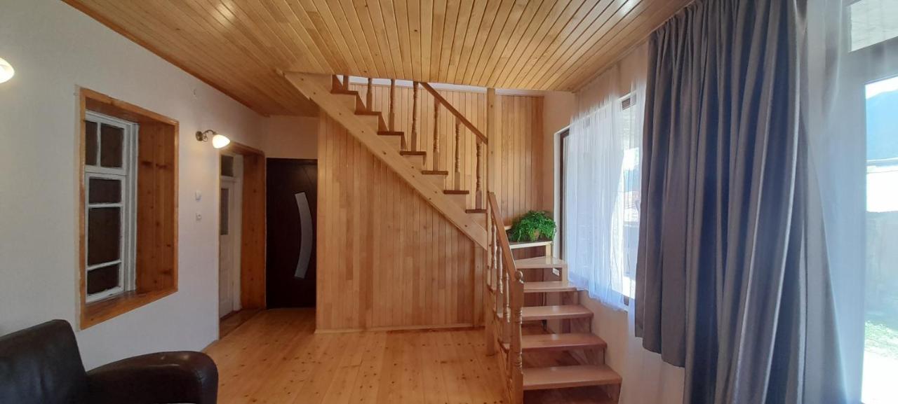 Guest House Lekhtagi Μέστια Εξωτερικό φωτογραφία
